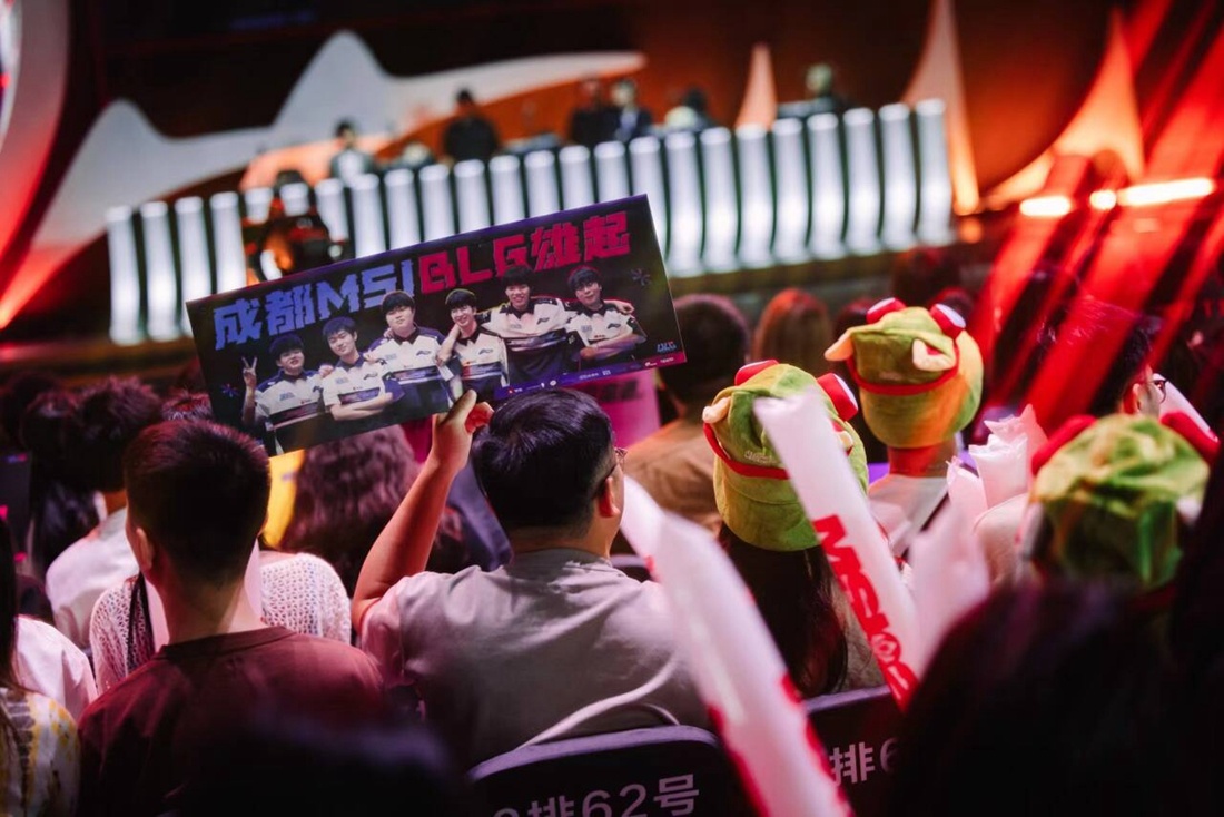 内外顾此失 内外顾此失