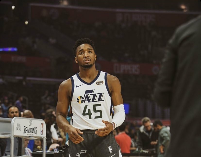 更是他牵制 更是他牵制